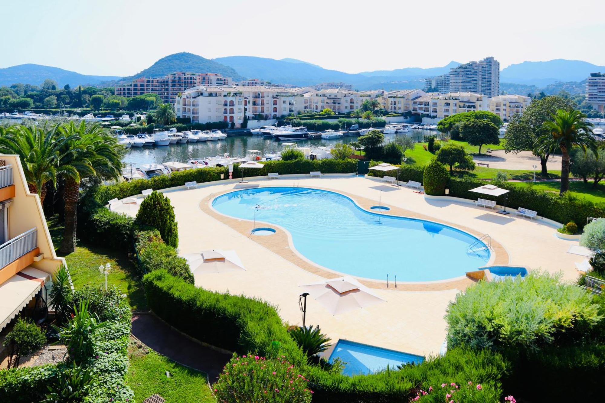 Casa vacanze Somptueux 3 Pièces Vue Sur Piscine *